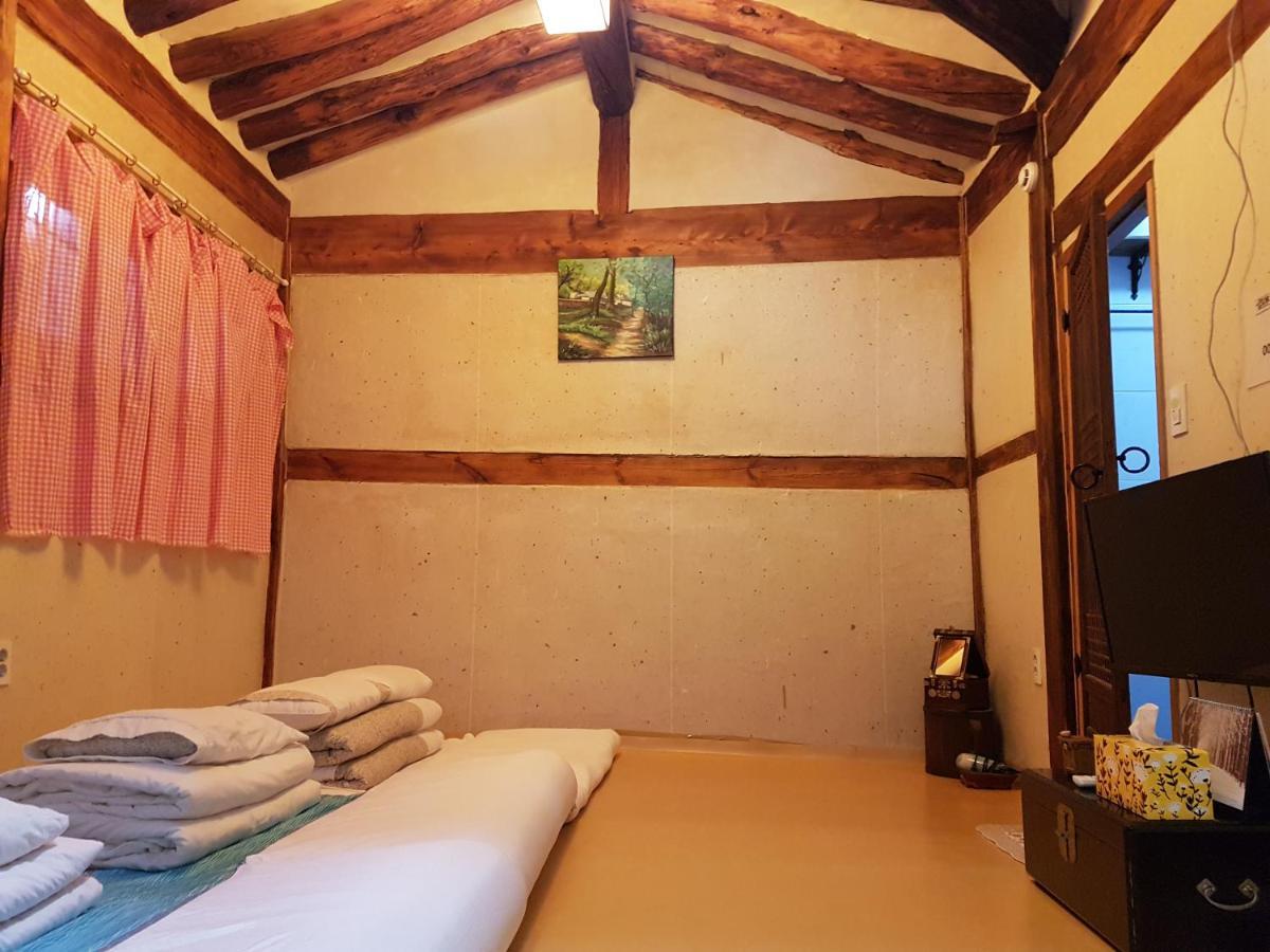 Gongsimga Hanok Guesthouse Σεούλ Εξωτερικό φωτογραφία